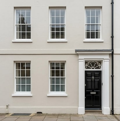 Three-bedroom Georgian town-centre terrace behind a discreet front, St Lawrence Road South